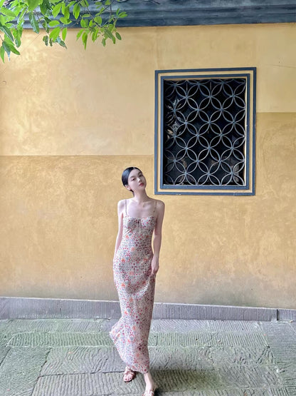 FPOH French-style floral camisole dress—an absolutely stunning, beautiful dress featuring a waist-cinching design.