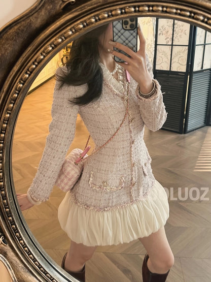 LUOLUOZ 【Autumn Warmth】Elegant Lace-Trimmed Waist-Defining Short Dress, Stunning Goddess Style cc247
