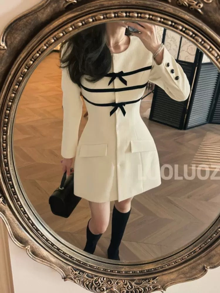 LUOLUOZ【Willow Breeze and Shadow】Extremely Slimming Short Goddess-Style Trench Coat + Shorts Two-Piece Set