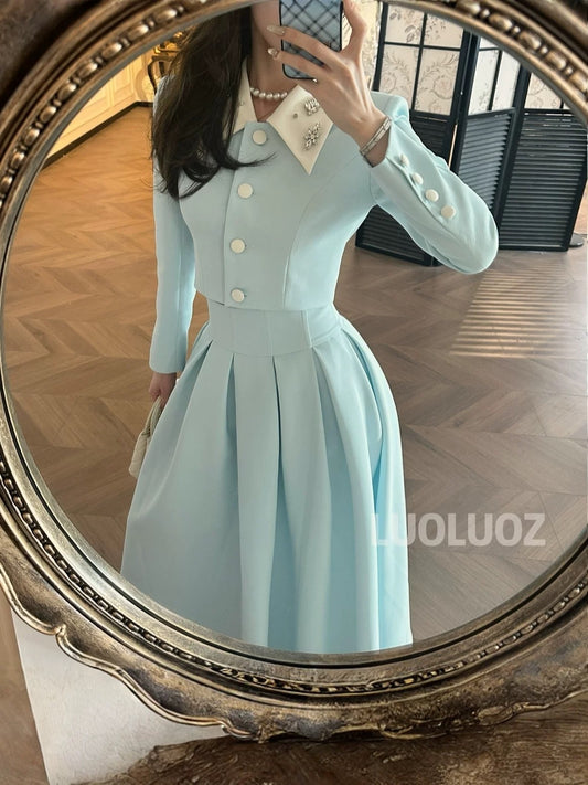LUOLUOZ [Blue Poetry Collection] Exquisitely Beautiful Color-Bound Simple Top + Stylish Long Skirt Two-Piece Set