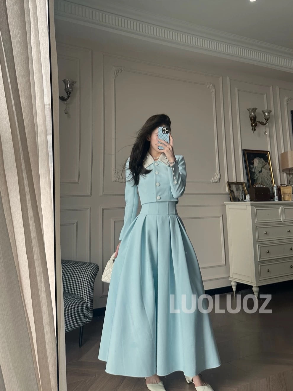 LUOLUOZ [Blue Poetry Collection] Exquisitely Beautiful Color-Bound Simple Top + Stylish Long Skirt Two-Piece Set