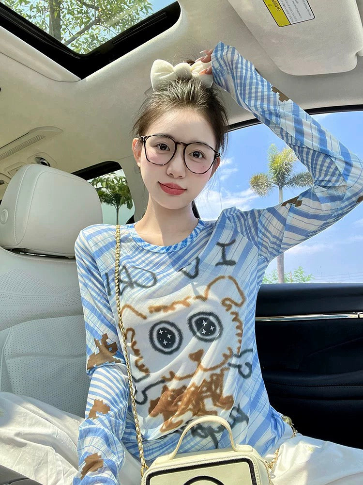 Blue plaid mesh long-sleeved T-shirt for women, new design, hand-painted graffiti puppy, slim fit, small bottoming shirt