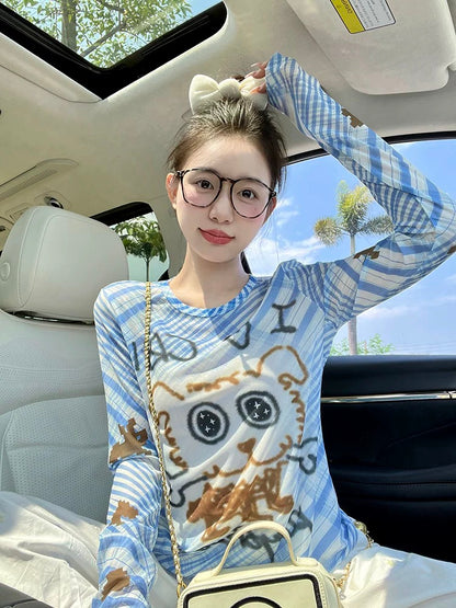 Blue plaid mesh long-sleeved T-shirt for women, new design, hand-painted graffiti puppy, slim fit, small bottoming shirt