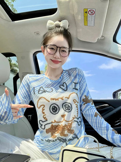 Blue plaid mesh long-sleeved T-shirt for women, new design, hand-painted graffiti puppy, slim fit, small bottoming shirt