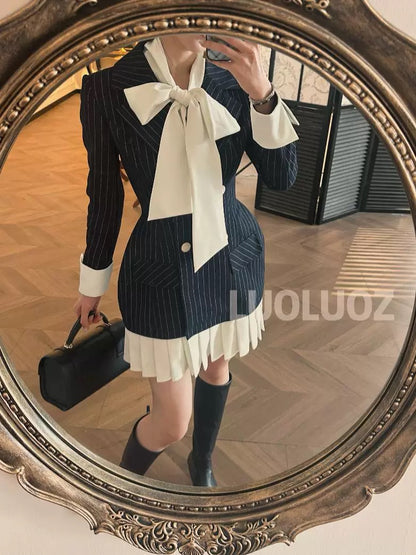 LUOLUOZ【Sleeping Rose】Elegant Autumn Button-Down Goddess Style Waist-Defining Coat Dress JF980