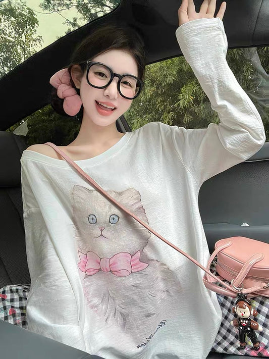 White long-sleeved T-shirt for women, new design, bow-knot cat print, light and slightly transparent oblique shoulder blouse top, trendy