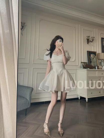 LUOLUOZ【Lingyuan Carnival】High-End Elegant Puff Sleeve Waist-Slimming Rhinestone Design Short Dress JF875