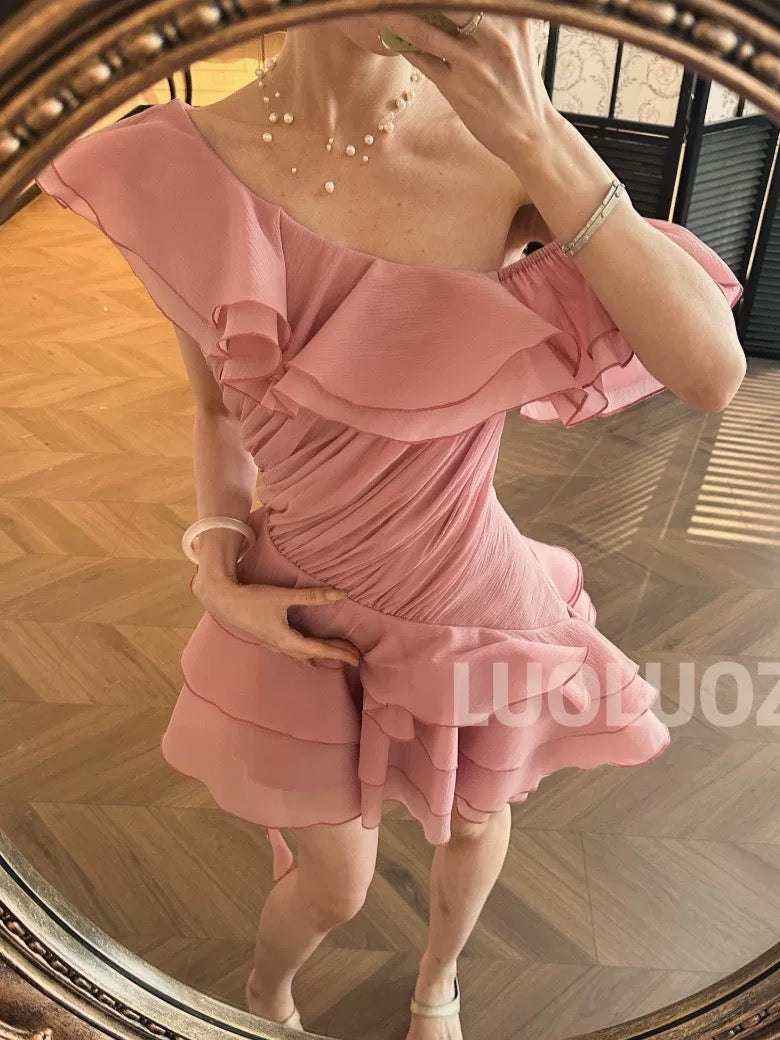 LUOLUOZ [Berlin Pink Mist] French-style Exquisite Color Slimming Pleated Short Dress JF817
