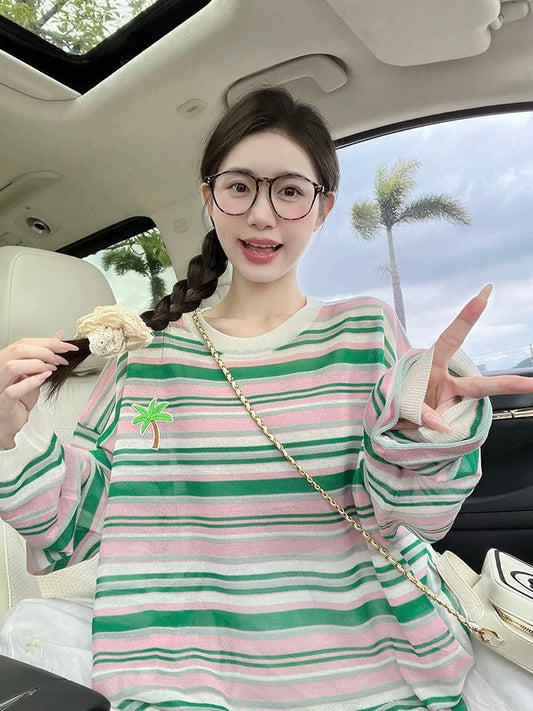Contrast color striped long-sleeved T-shirt for women in autumn, new design, round neck, loose casual, thin sunscreen top
