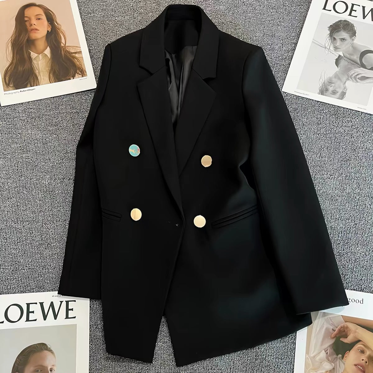 2026 New Spring/Autumn Women's Blazer: Korean-style, straight-cut, loose, and casual—a stylish, flattering, and chic tailored jacket.