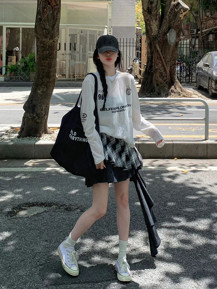 Hollow knitted long-sleeved printed cardigan T-shirt for women in summer, new American style design, loose and slim niche top