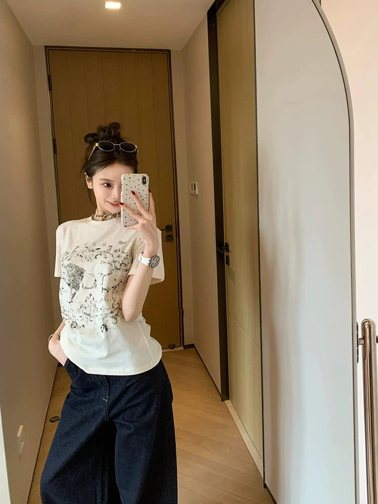 SUMENGQING Design-style temperament printed straight shoulder short-sleeved T-shirt women's new slim fit versatile top trend