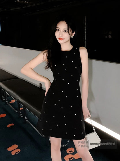Dress high-end light luxury niche high-end birthday party evening dress female French nail diamond black temperament dress