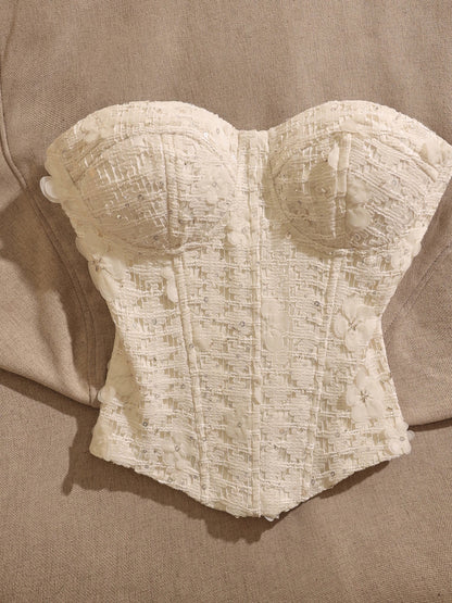 French-style corset-style-inspired white strapless camisole for women, slimming, sexy, and hot.