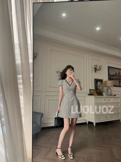 LUOLUOZ Obsidian Queen French Light Luxury Retro Gathered Waist Short Dress Jf677