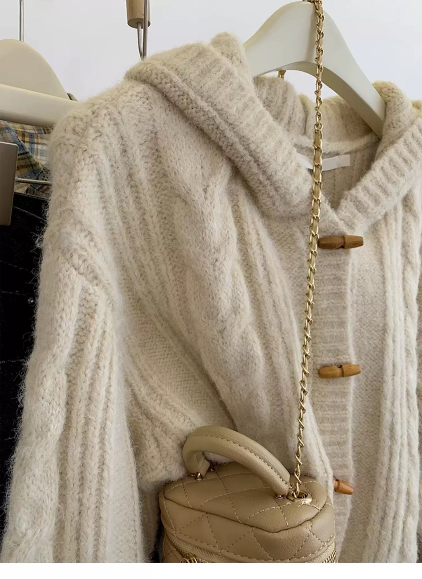 Twisted Hooded Horn Button Raccoon Fleece Short Sweater Jacket Women's Autumn and Winter Lazy Style Soft Glutinous Wool Knitted Cardigan