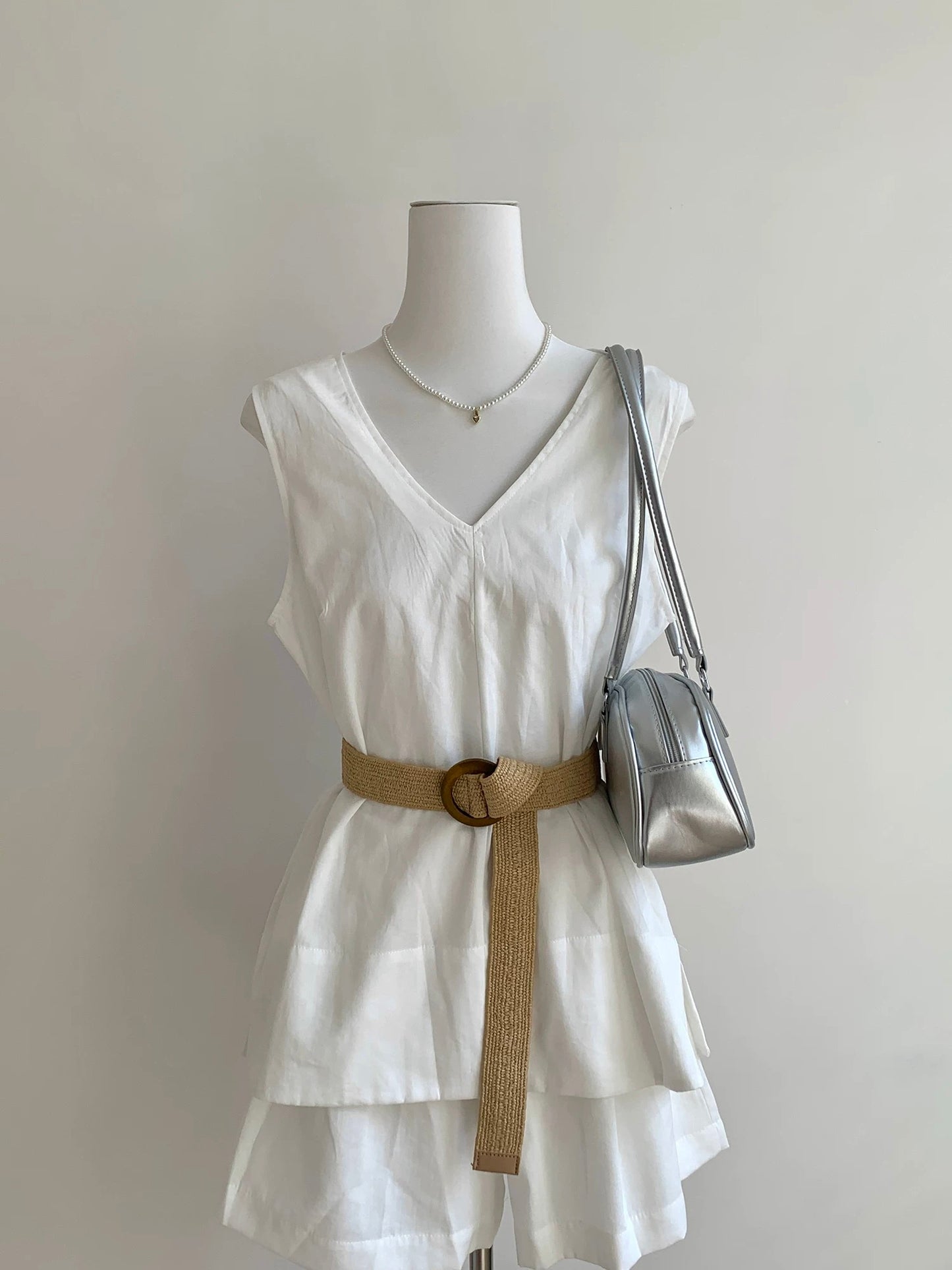 French temperament relaxation simple V-neck sleeveless vest top casual versatile wide-leg shorts fashion suit summer