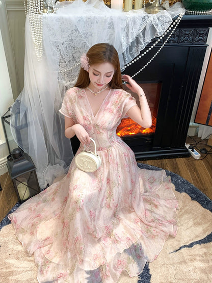 Bingbing is here丨[Artistic Garden] Temperament V-neck floral dress niche design short-sleeved long skirt
