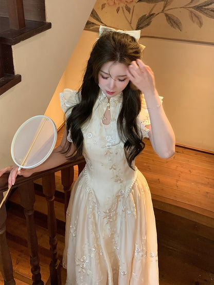 Bingbing is coming | [Nightingale under the Moon] Heavy Industry New National Style Improved Cheongsam Temperament Embroidered Disc Button Dress