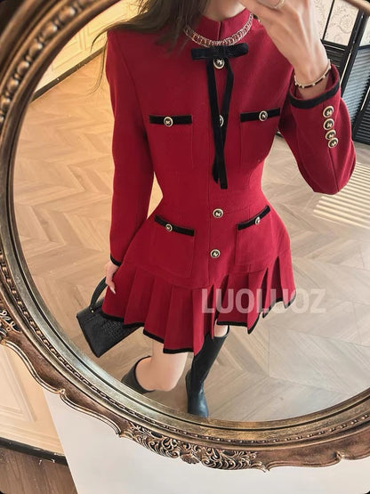 LUOLUOZ【Red Memories】High-end, elegant, slimming color-blocked fashionable pleated short dress Jf486