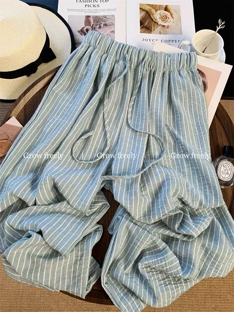 Grow freely French style blue striped wide-leg pants for women, new summer style, relaxed and casual straight leg pants for a comfortable leg-lengthening effect.