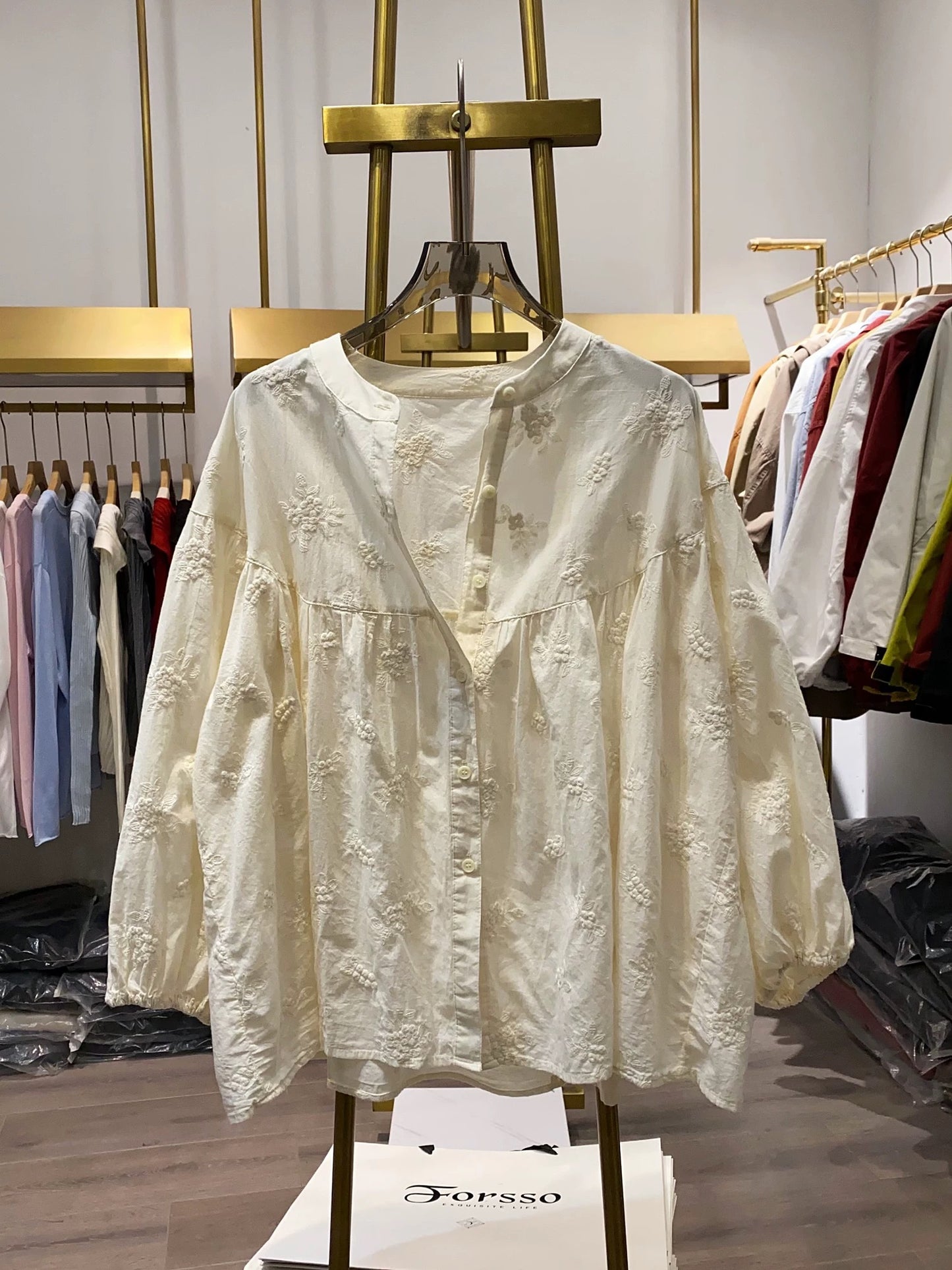 [Xiao Ai's Shop Photos] Niche, Simple, High-End Grape Embroidery Blouse for Women, Loose Fit, Slimming Casual Top