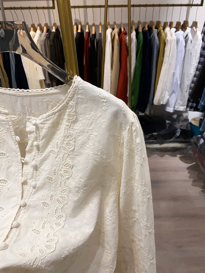 [Xiao Ai's Stall Photos] Korean Style Half-Dimensional Embroidered Blouse for Women, Autumn Round Neck Casual Long Sleeve Top