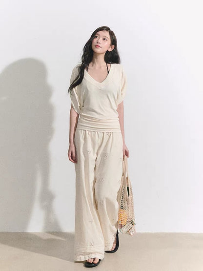 OIOI ESSE Embroidered Crochet Hollow-Out Straight Leg Pants for Women, Lace Trim, Versatile Wide-Leg Casual Pants