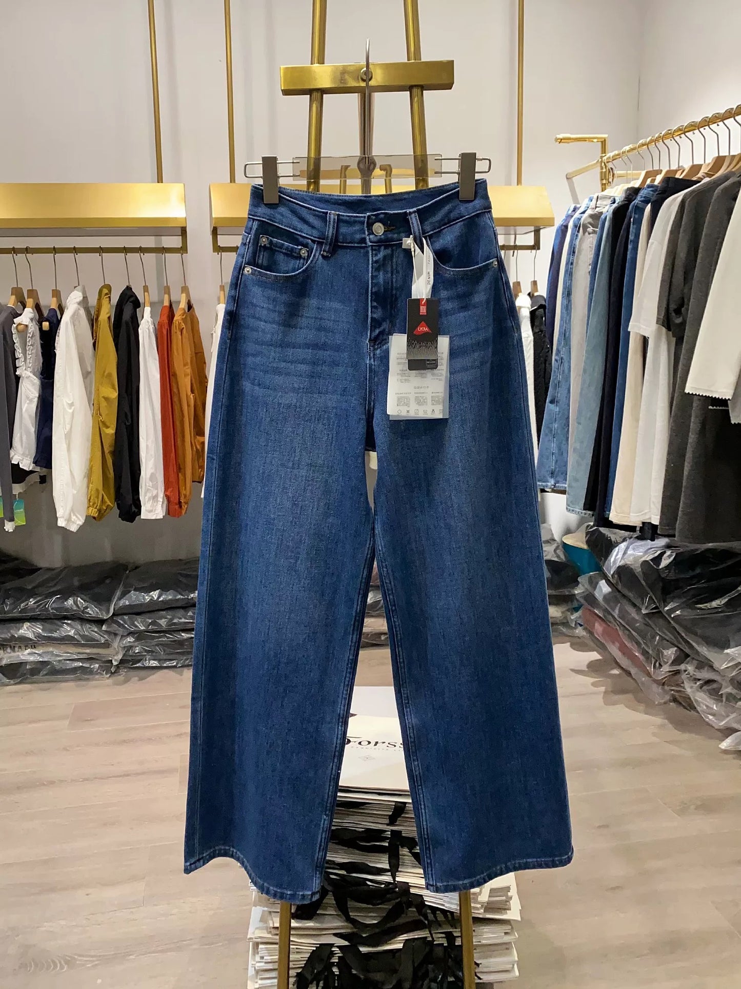 [Xiao Ai's Shop Real Shot] 2025 Autumn Style Women's High-Waisted Wide-Leg Jeans with Noticeable Four-Way Stretch