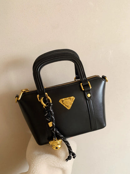 Nanfeng Chio2nd Bread Puppy Poetry and Love Song Tote Bag 2025 New Super Hot Single Shoulder Crossbody Small Bag Women