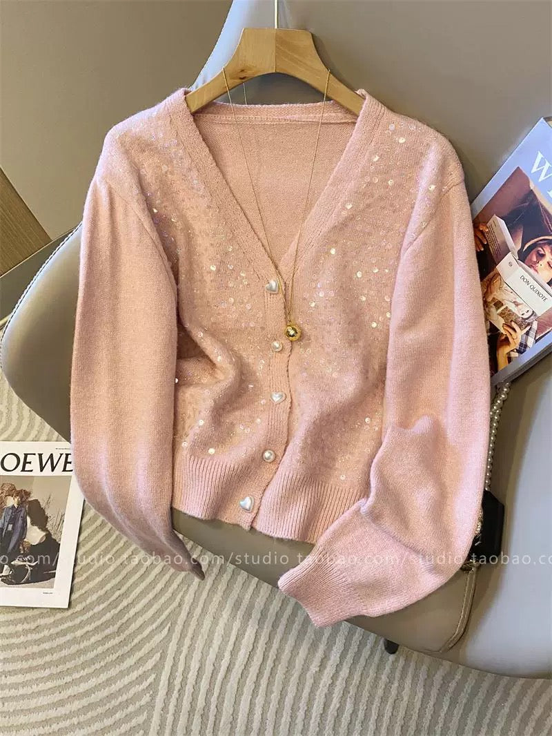 Off-white sequined V-neck knit cardigan for women, new autumn/winter 2025 style, chic and versatile long-sleeved top.