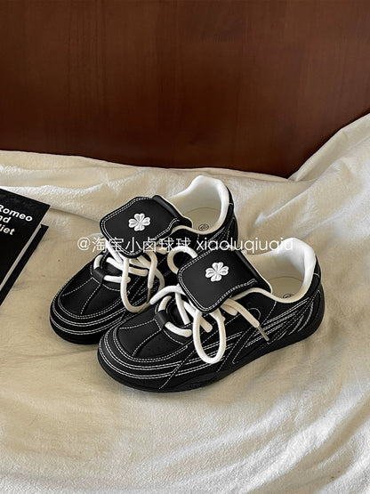 Little Luqiu casual white sneakers, women's shoes, 2026 new style, thick-soled platform shoes, versatile and niche style, German training shoes.