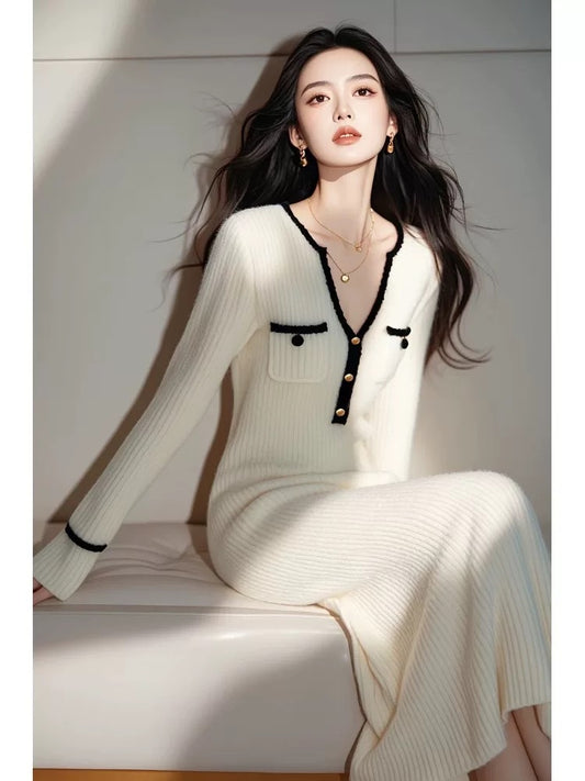 Autumn women's 2024 new style light luxury high-end formal occasion temperament white knitted bottoming dress