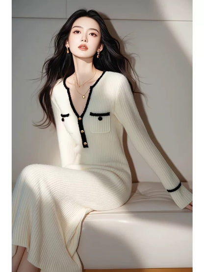 Autumn women's 2024 new style light luxury high-end formal occasion temperament white knitted bottoming dress