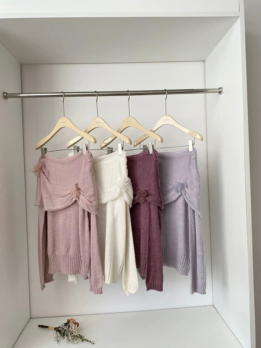 2025 Autumn New Arrival French Chic Gentle Style Three-Dimensional Floral Off-Shoulder Knit Top for Women, Slim Fit and Versatile