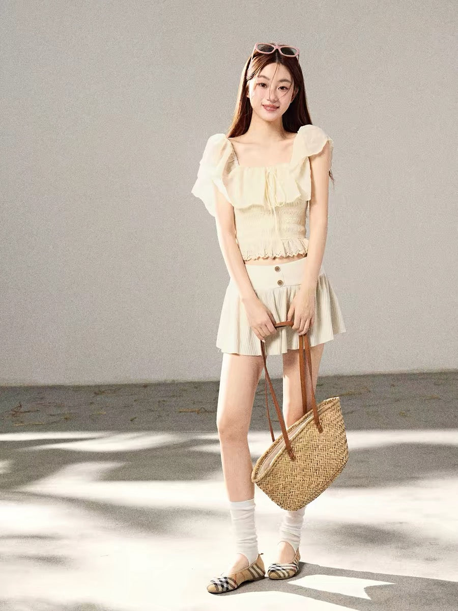 Chaiyu's sophisticated and elegant off-shoulder ruffled chiffon top is perfect for summer, showcasing a slimming silhouette.