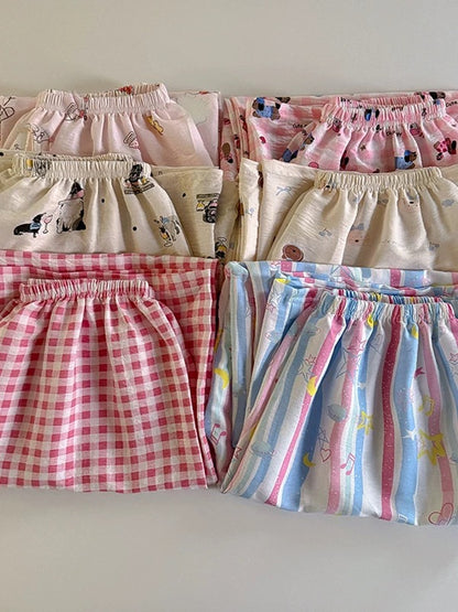 Age-reducing cartoon floral casual pants 2025 spring and summer new Korean women's clothing Western-style pajamas versatile wide-leg trousers trend