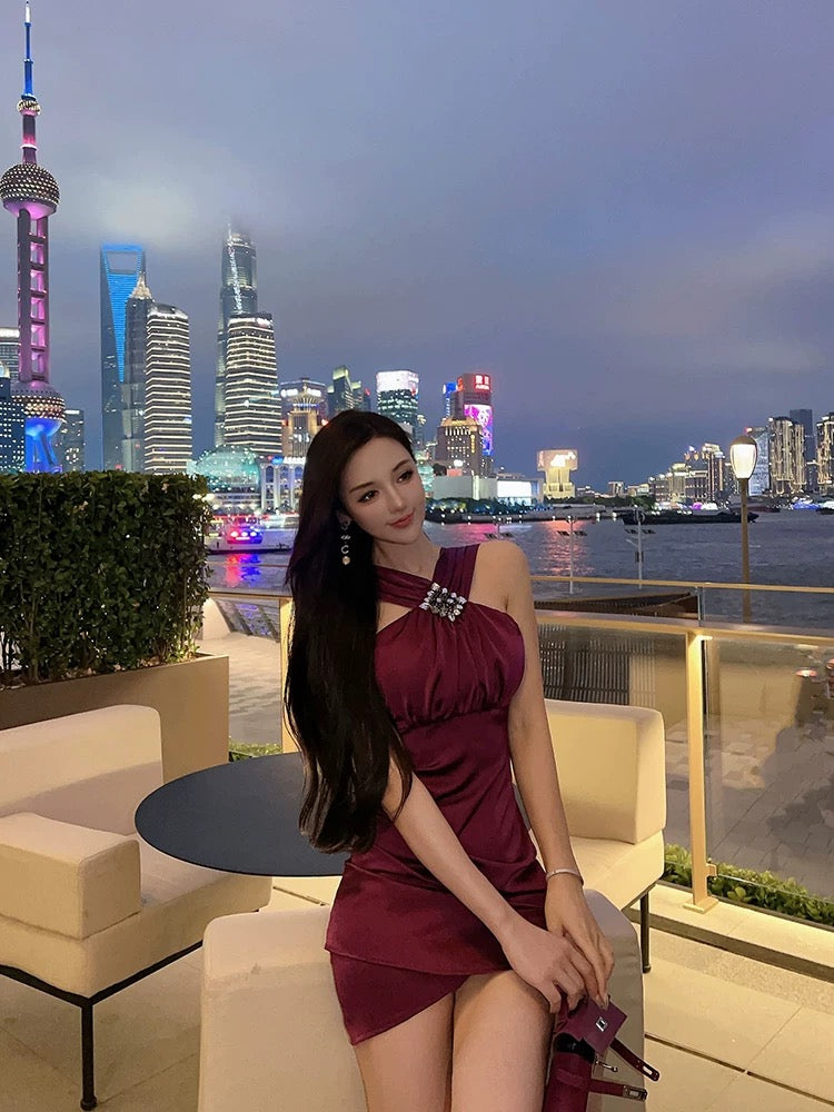 Wang Jiujiu cross-chest satin halterneck dress for women summer high-waisted temperament waist-cinching sexy hip-hugging skirt