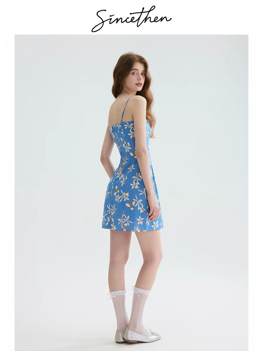 Sincethen French-style short slip dress, petite dress, blue A-line skirt, beach outfit.