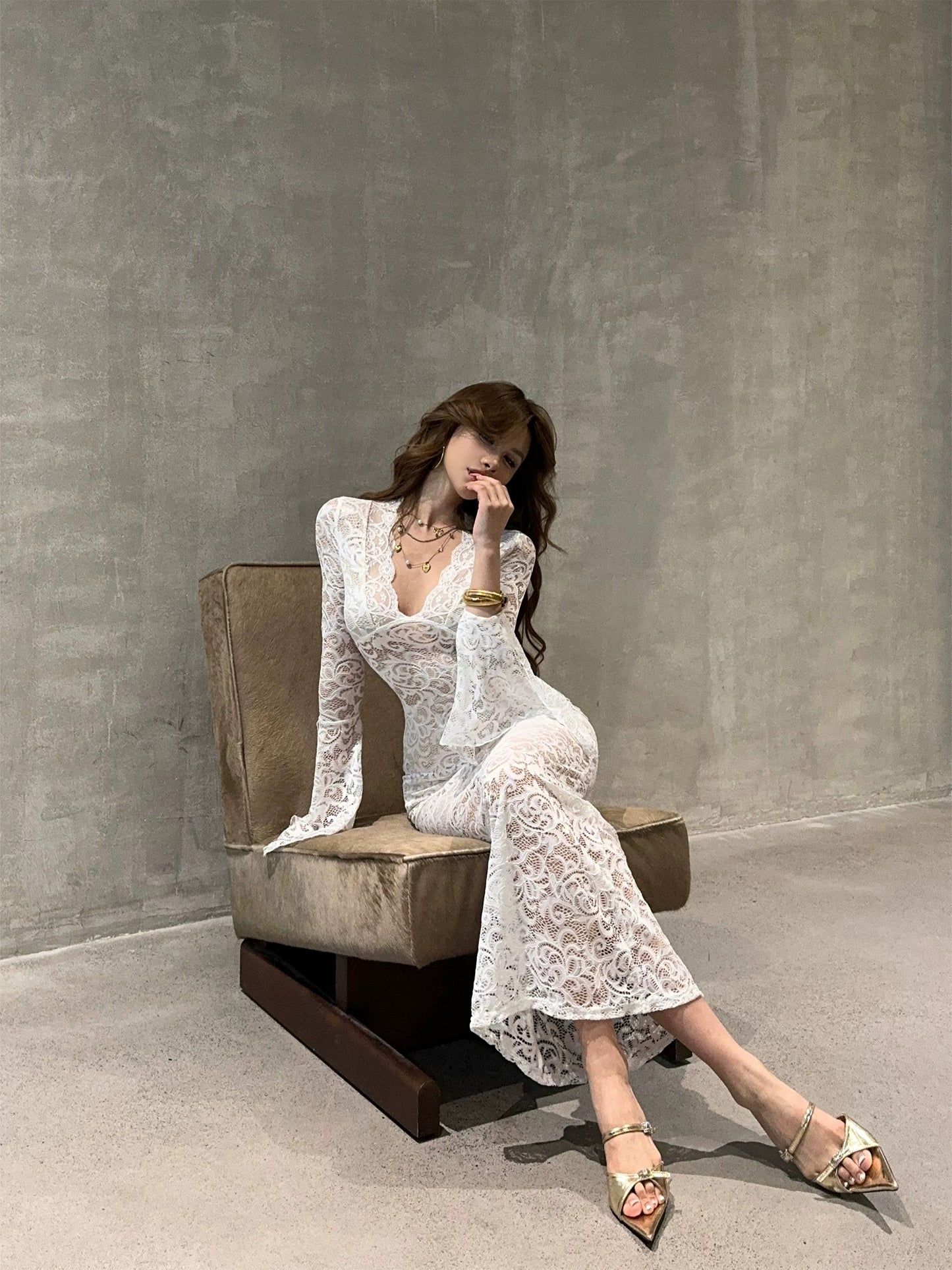 Dust Deng Deng lace dress women's 2024 autumn French style long skirt hip-covering skirt slim waist skirt