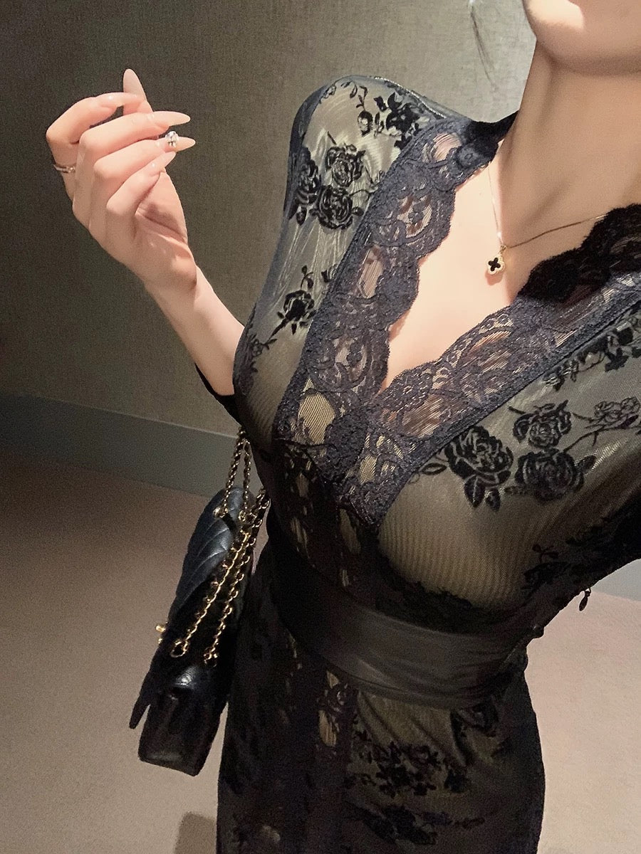 Lin Guanguan French sexy black lace dress, hip-covering skirt, beautif   Lee Nhi Boutique