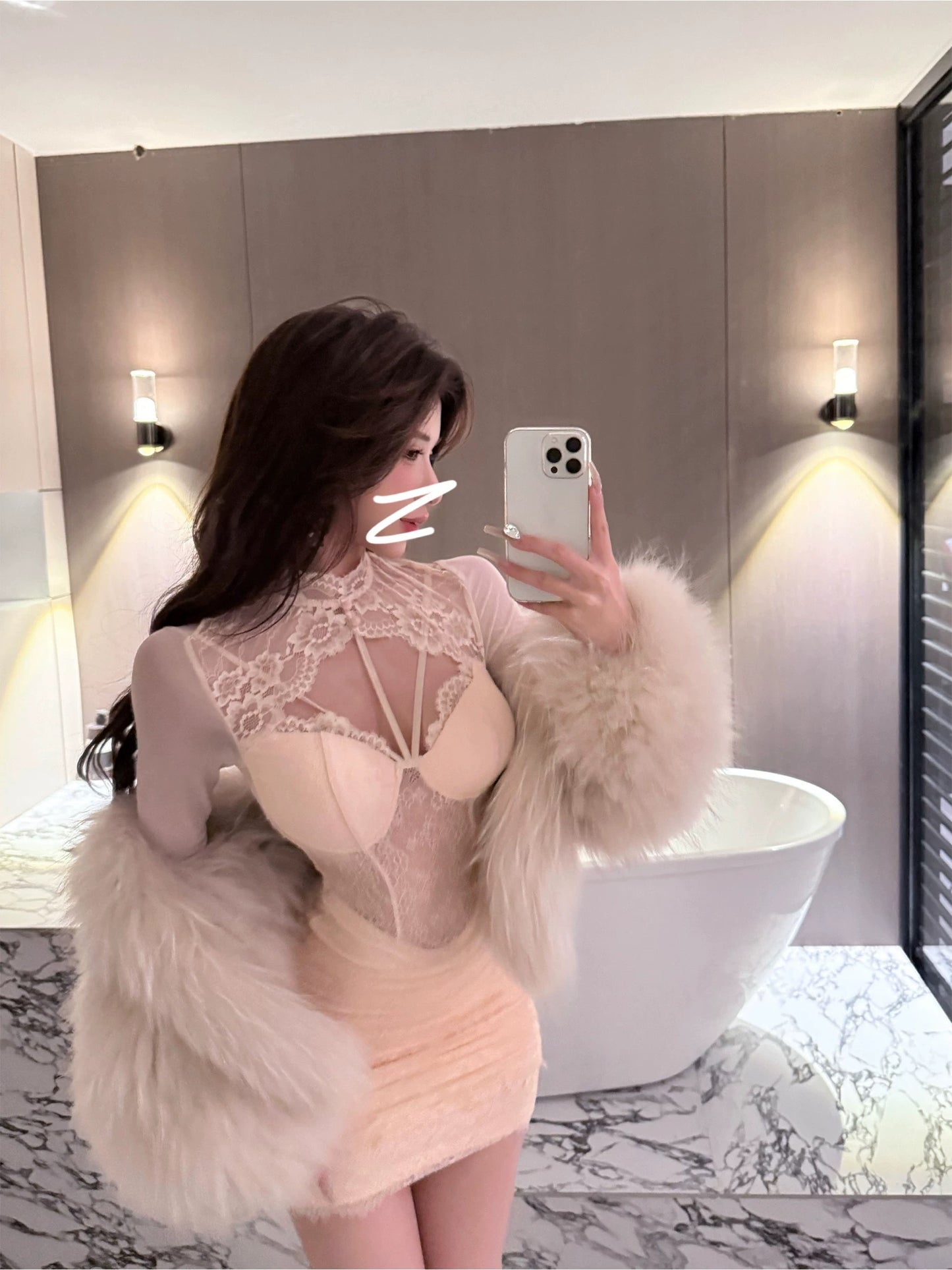 Dust Deng Deng lace long-sleeved dress for women 2024 autumn and winter new sexy hip-hugging skirt Yujie waist skirt