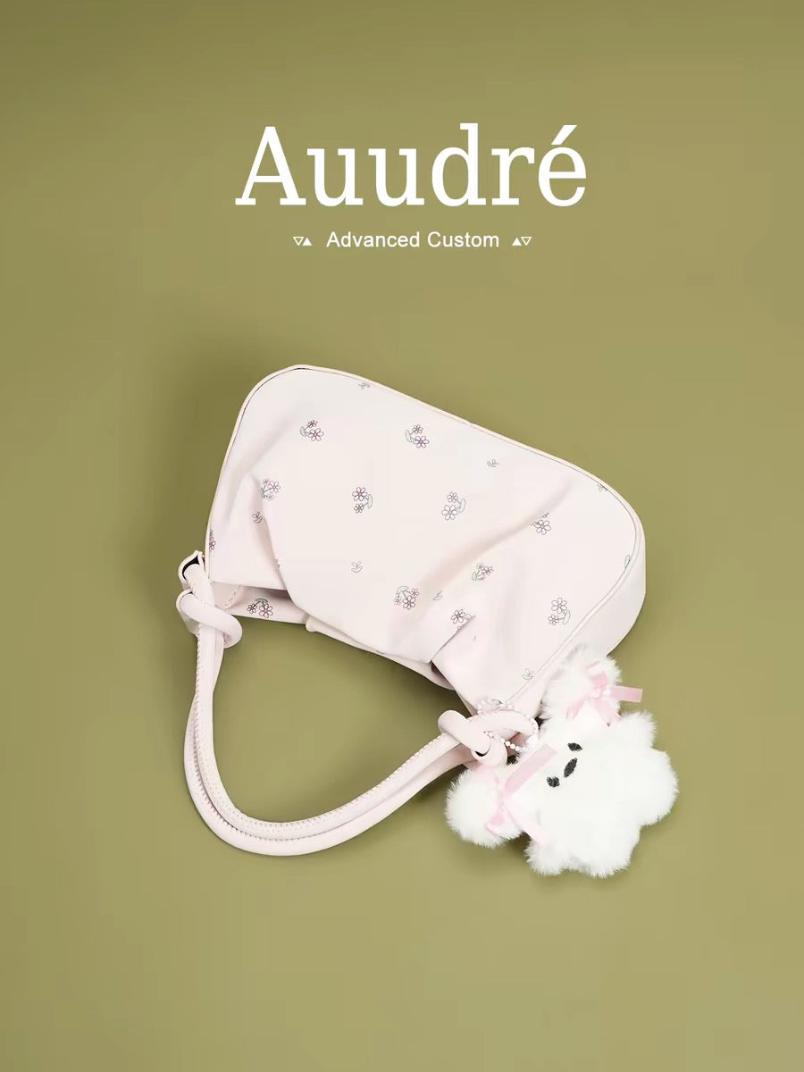 Auudre niche design pleated pink handbag for women, new summer 2026 style, fashionable crossbody bag.