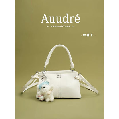 Auudre's sophisticated and stylish niche handbag for women, a new summer 2026 design, perfect for commuting and as a crossbody bag.