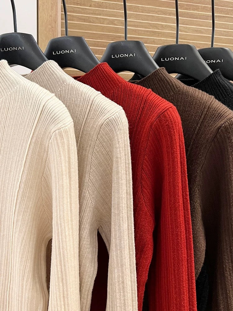 Apricot half turtleneck bottoming shirt for women, 2024 new spring and autumn slim-fitting short sweater for women, long-sleeved top
