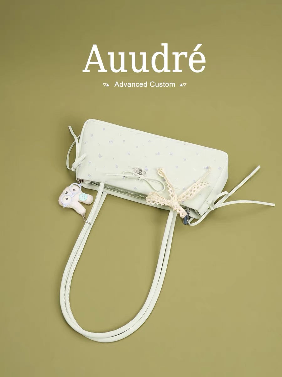 Auudre high-end, chic, niche women's shoulder/underarm bag, 2026 new summer fashion work/commuting bag.