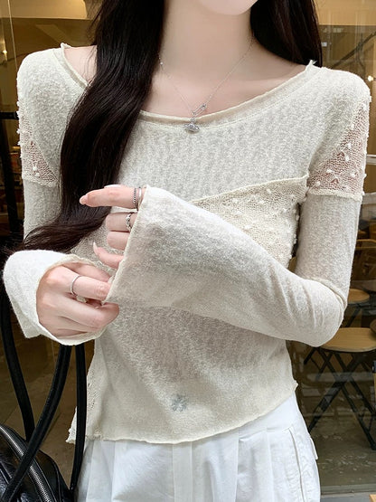 Lace splicing long-sleeved T-shirt for women in autumn and winter design niche irregular short top bottoming shirt for women