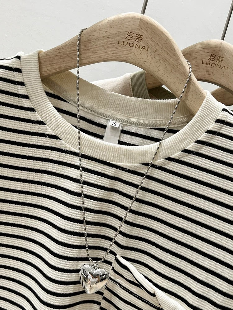 Striped right shoulder round neck long sleeve t-shirt for women autumn 2024 new design loose bottoming shirt with trendy top