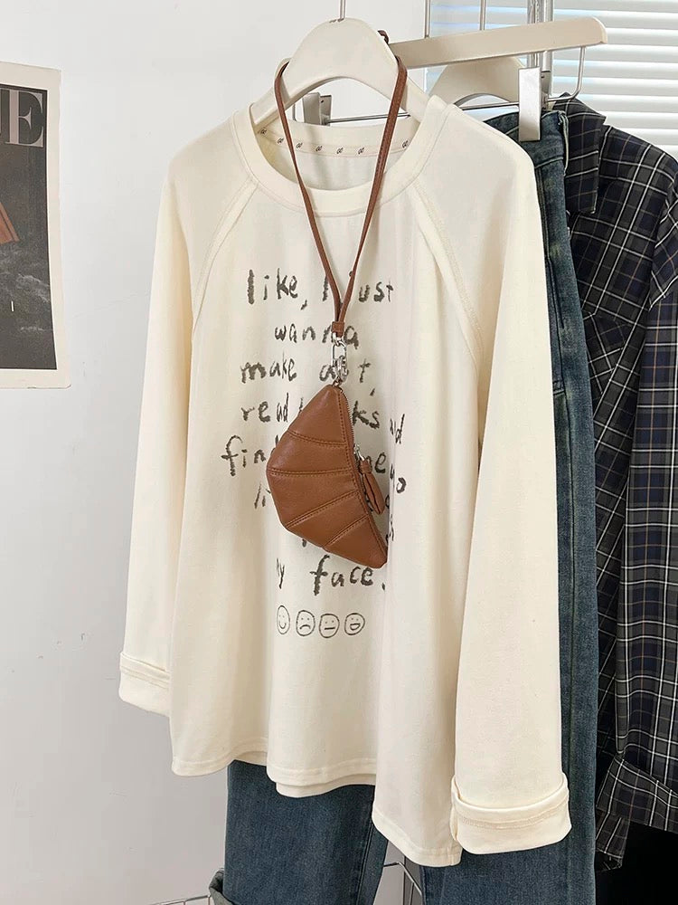 Beige letter printed round neck long-sleeved T-shirt for women 2024 autumn new design loose bottoming shirt with inner top