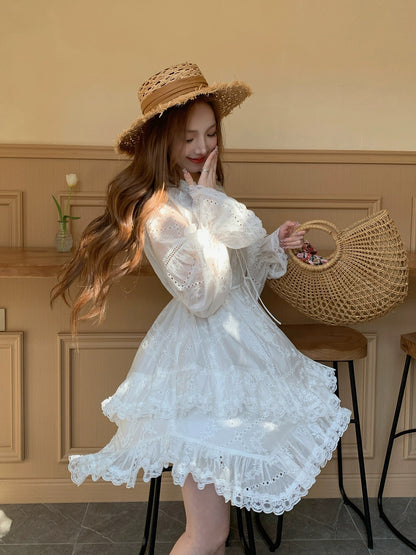 Bingbing is here丨【Well-behaved·Female】Pure and lazy puff-sleeved dress, simple loose lace skirt